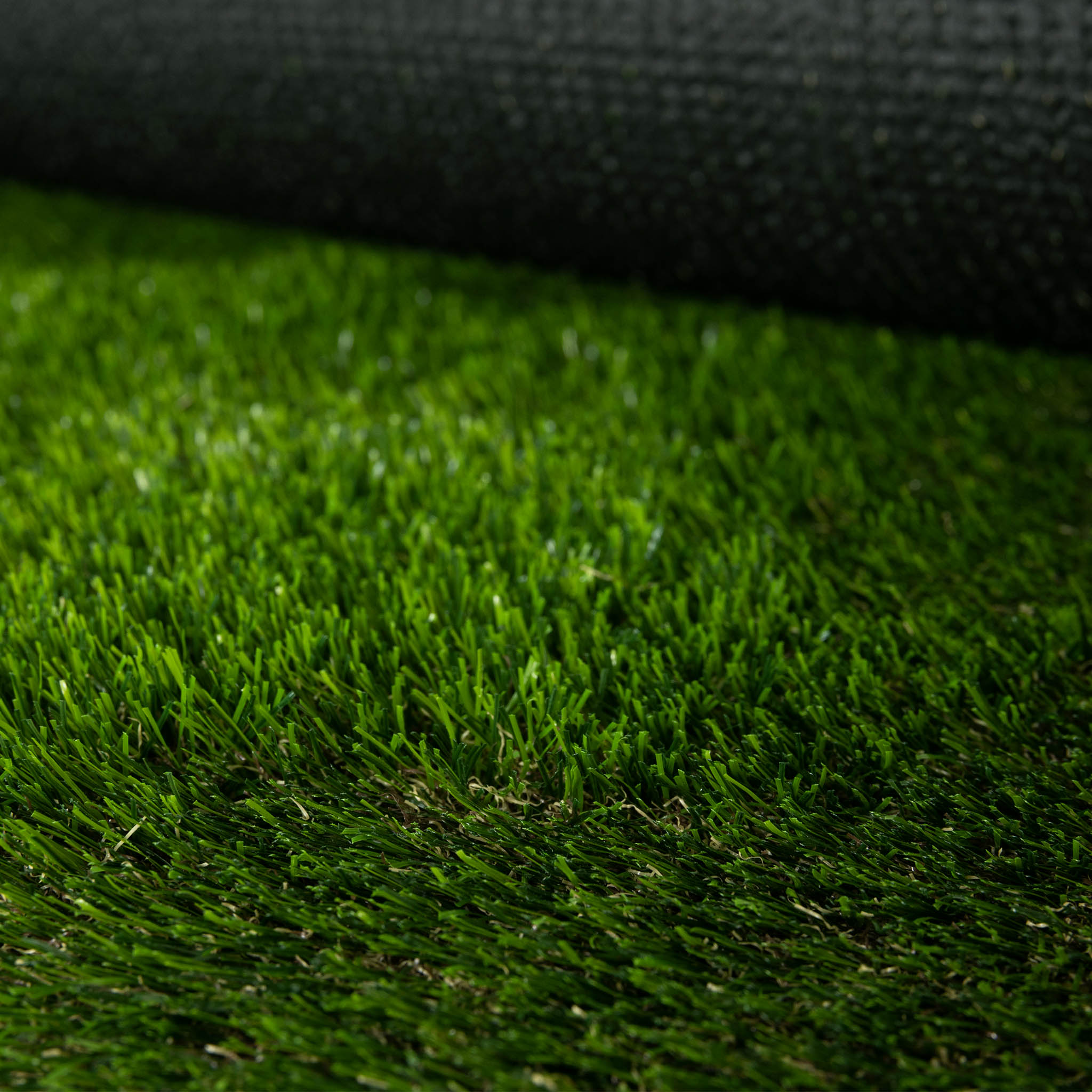 Konstgräs på rulle 25m² | Stråhöjd 35mm - 4 nyanser