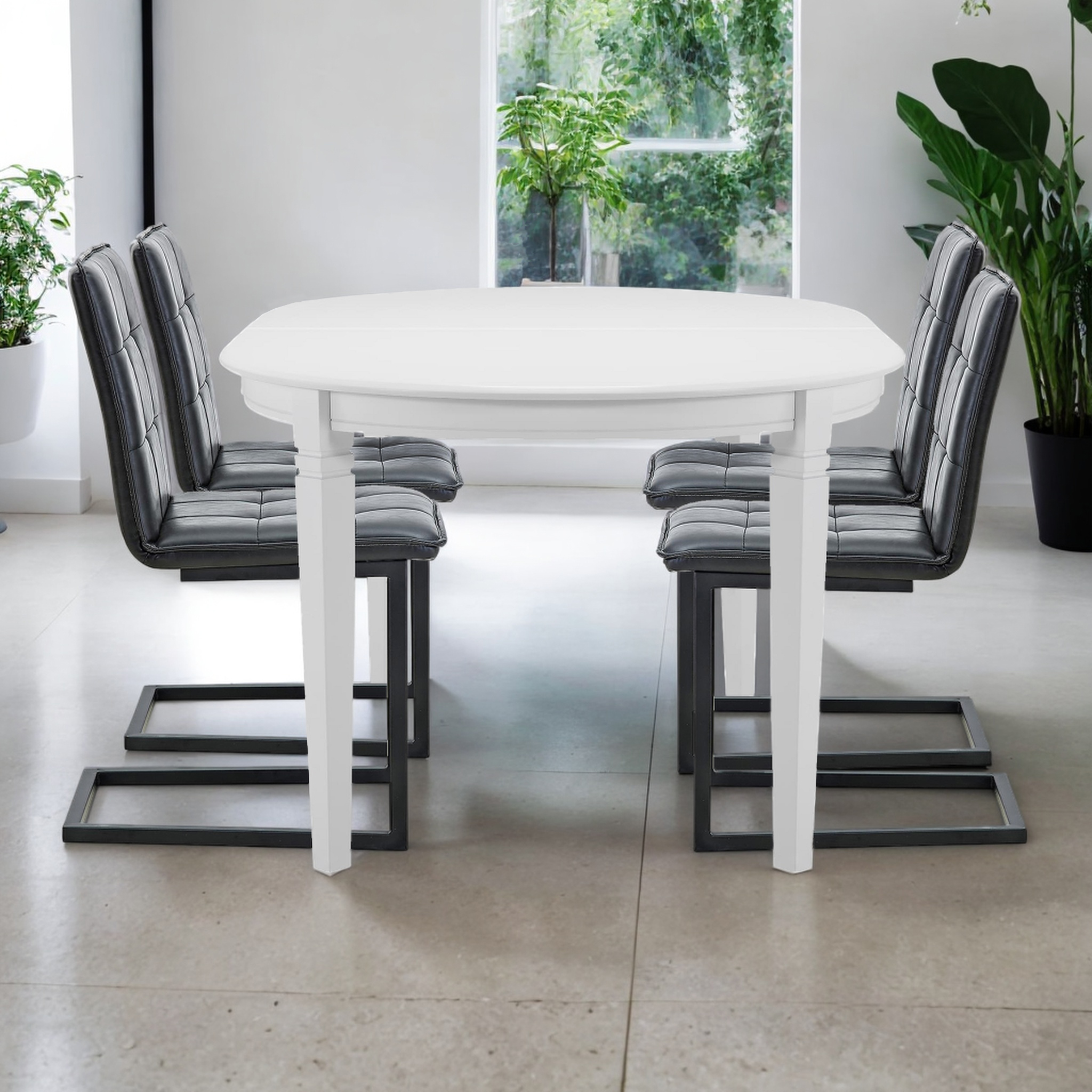 Förlängningsbart matbord med 4 stolar | Svalöv
